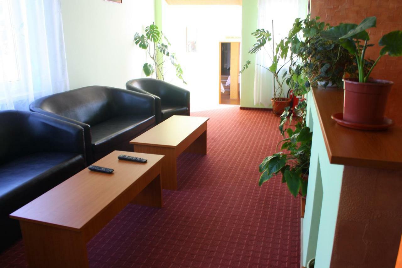 Pension Delia Gardens Τιμισοάρα Εξωτερικό φωτογραφία